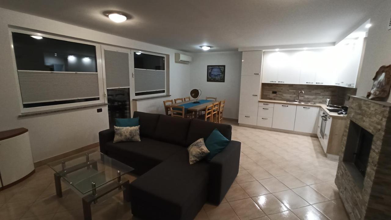 Apartma Apollonio Crni Kal Экстерьер фото